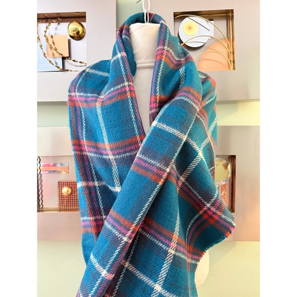 Blanket Scarf - Picture 1 of 6